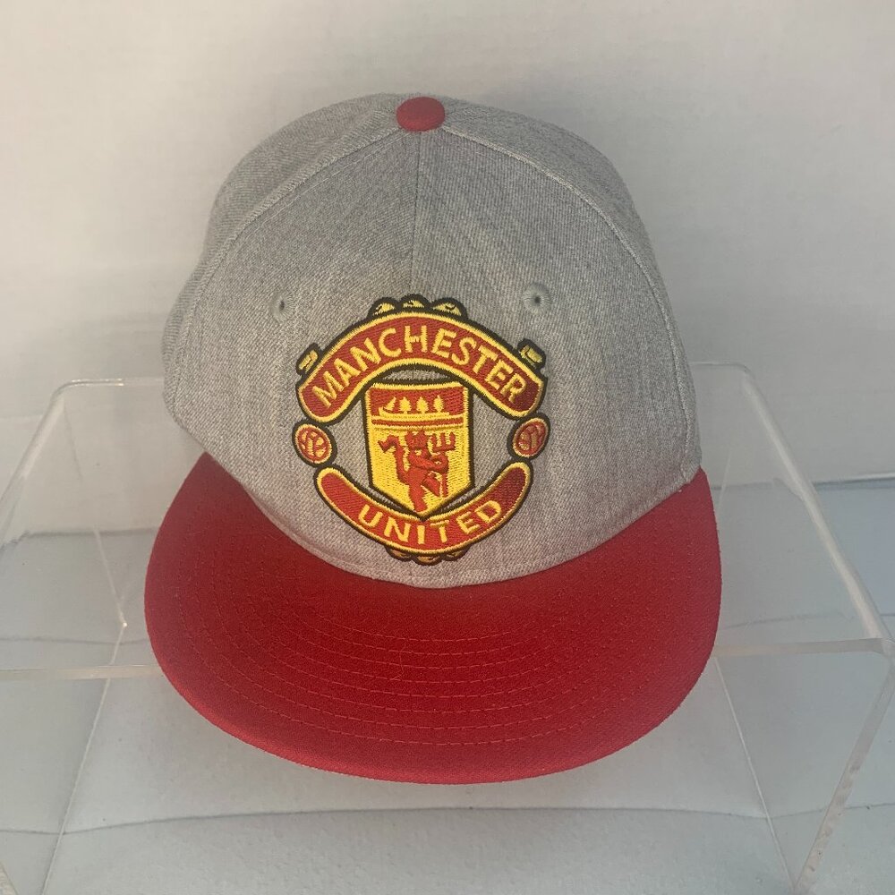 New Era 9FIFTY Youth Manchester United Snap Back Hat